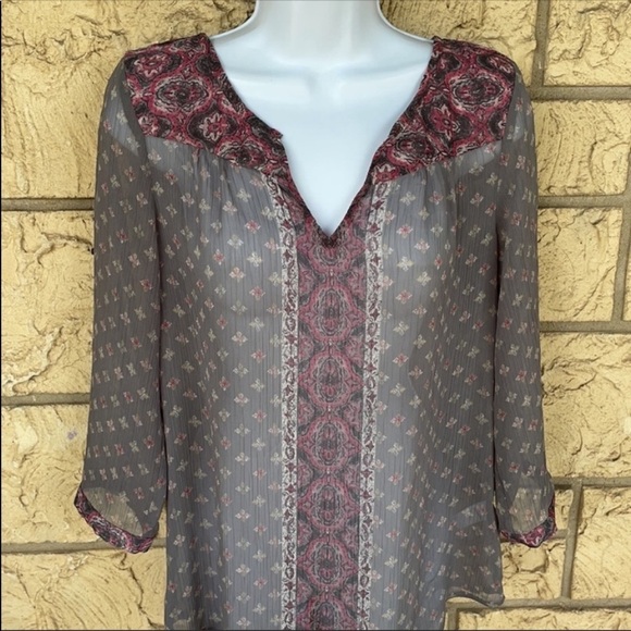 sheer blouse Gray & Pink Cover up Sheer Size Small good for beach Vacation - Picture 3 of 8